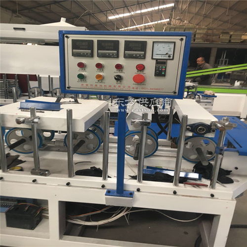 包覆机生产厂家 利森鸿机械福利一台也是出厂价图片