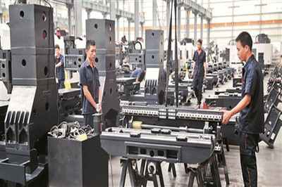 南安:传统机械变身“数控一代”